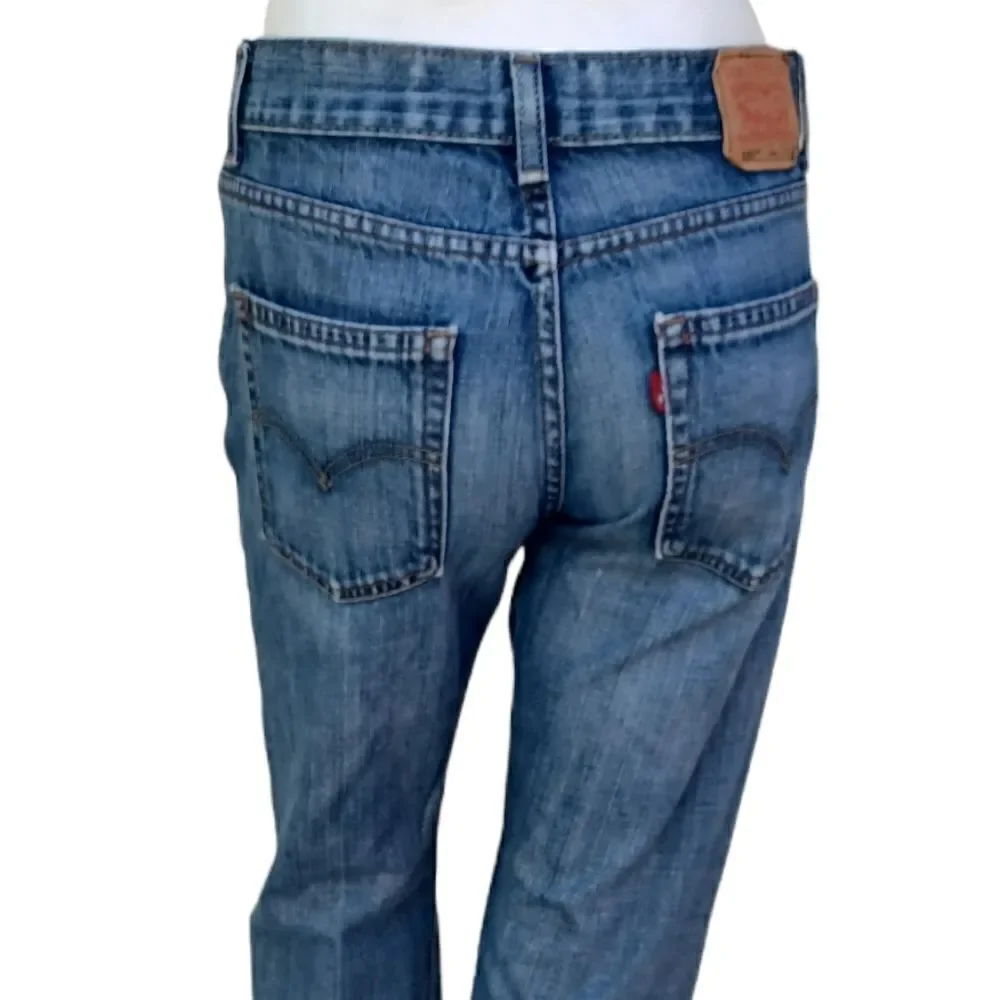 427913...Levis 550 Straight leg Junior Size 14 Reg